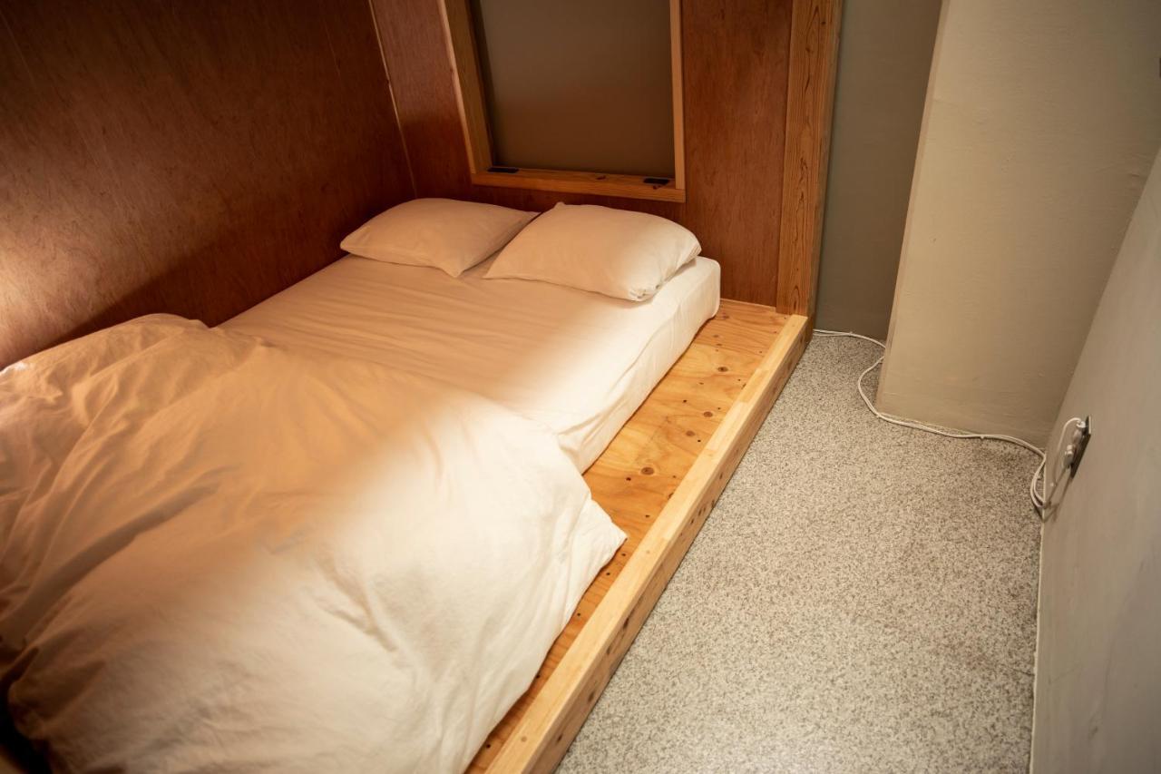 The Gate Hostel Фукуока Екстериор снимка